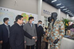 市、區(qū)領(lǐng)導一行蒞臨公司調(diào)研指導